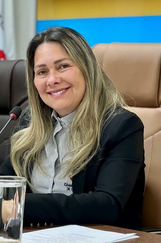 Imagem de compartilhamento para o artigo Vereadora Rosângela Marçal solicita terreno para nova sede unificada da URPI em Costa Rica da MS Todo dia